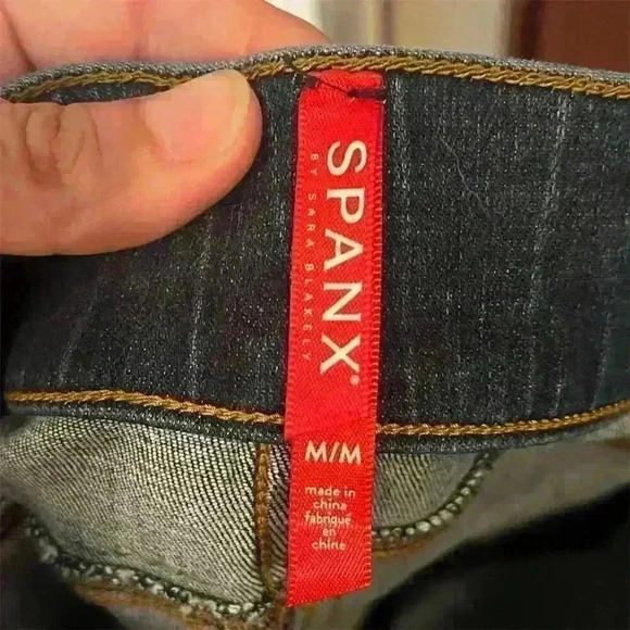 SPANX Women's Ankle Skinny Jeans Medium Distressed Blue Denim Pull-On Stretchy - Picture 13 of 13